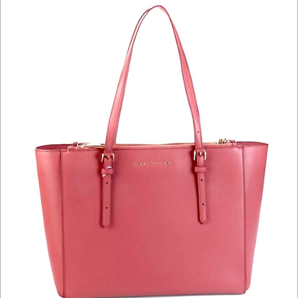 MARC JACOBS LARGE COMMUTER LEATHER TOTE( color salmon/pink)